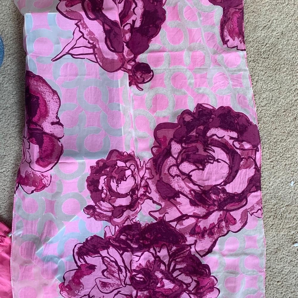 Coach scarf